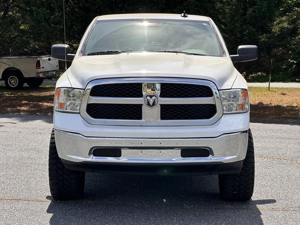 RAM 1500 Classic Tradesman Crew Cab SWB 2WD 2020