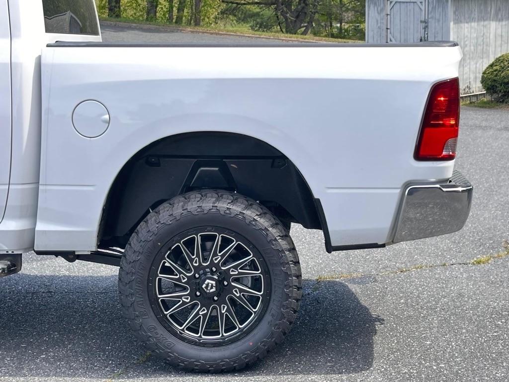 RAM 1500 Classic Tradesman Crew Cab SWB 2WD 2020