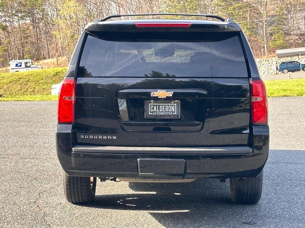 Chevrolet Suburban LT 2WD 2018