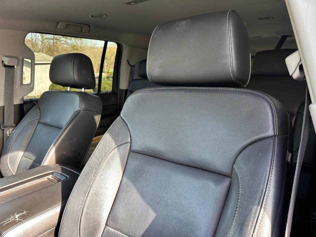 2018 Chevrolet Suburban LT - Photo 8