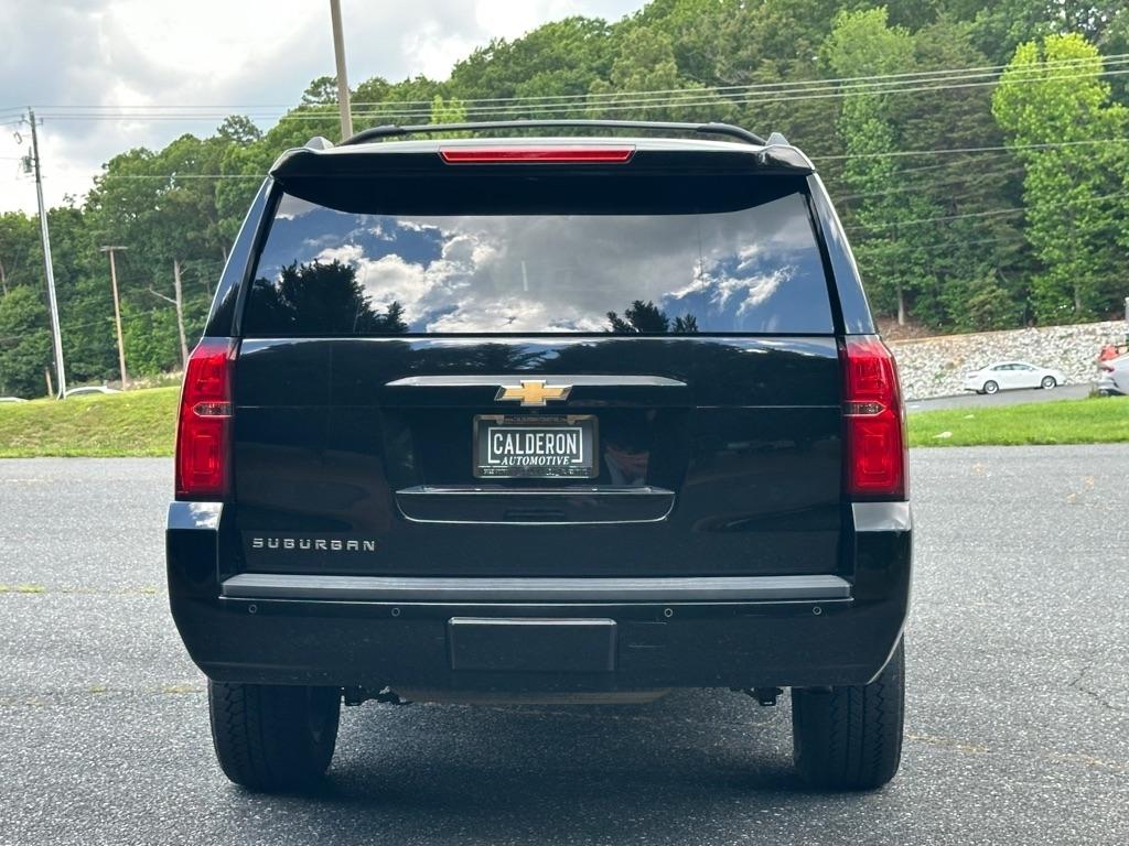2018 Chevrolet Suburban LT - Photo 37