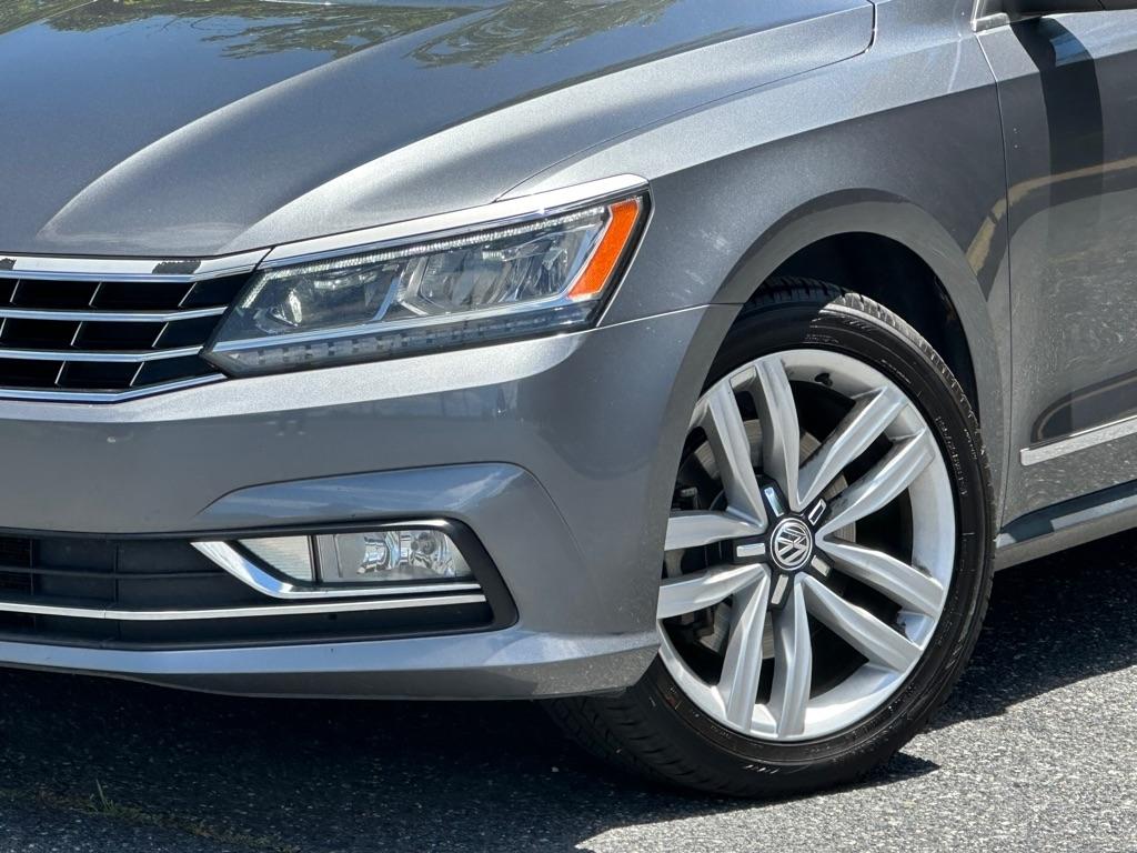 Volkswagen Passat SEL Premium 6A 2016