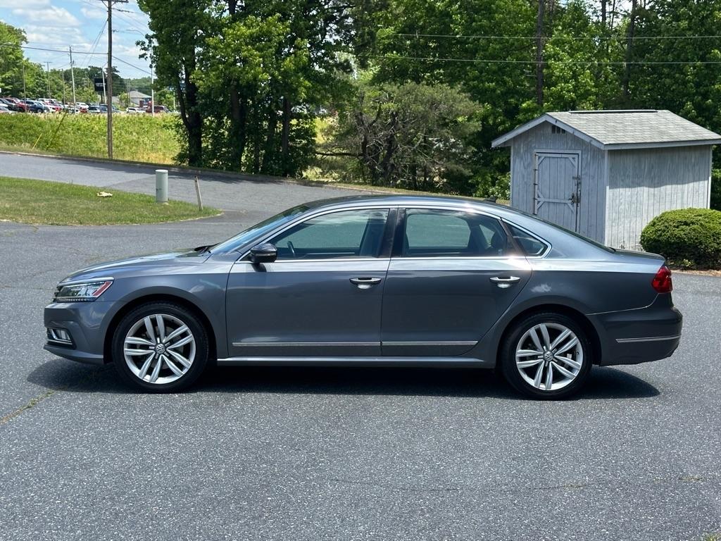 Volkswagen Passat SEL Premium 6A 2016