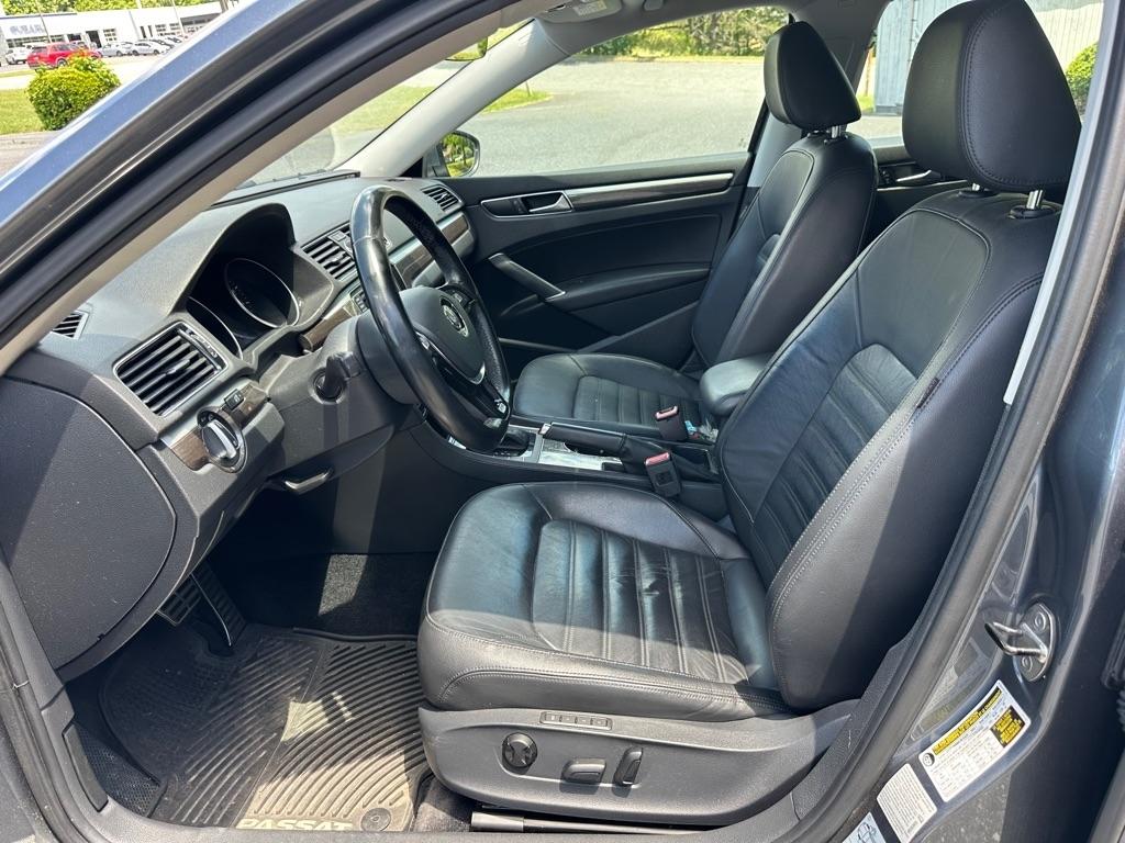Volkswagen Passat SEL Premium 6A 2016