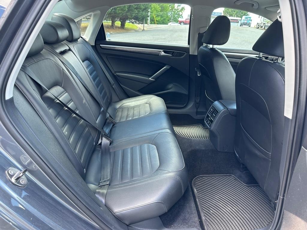 Volkswagen Passat SEL Premium 6A 2016