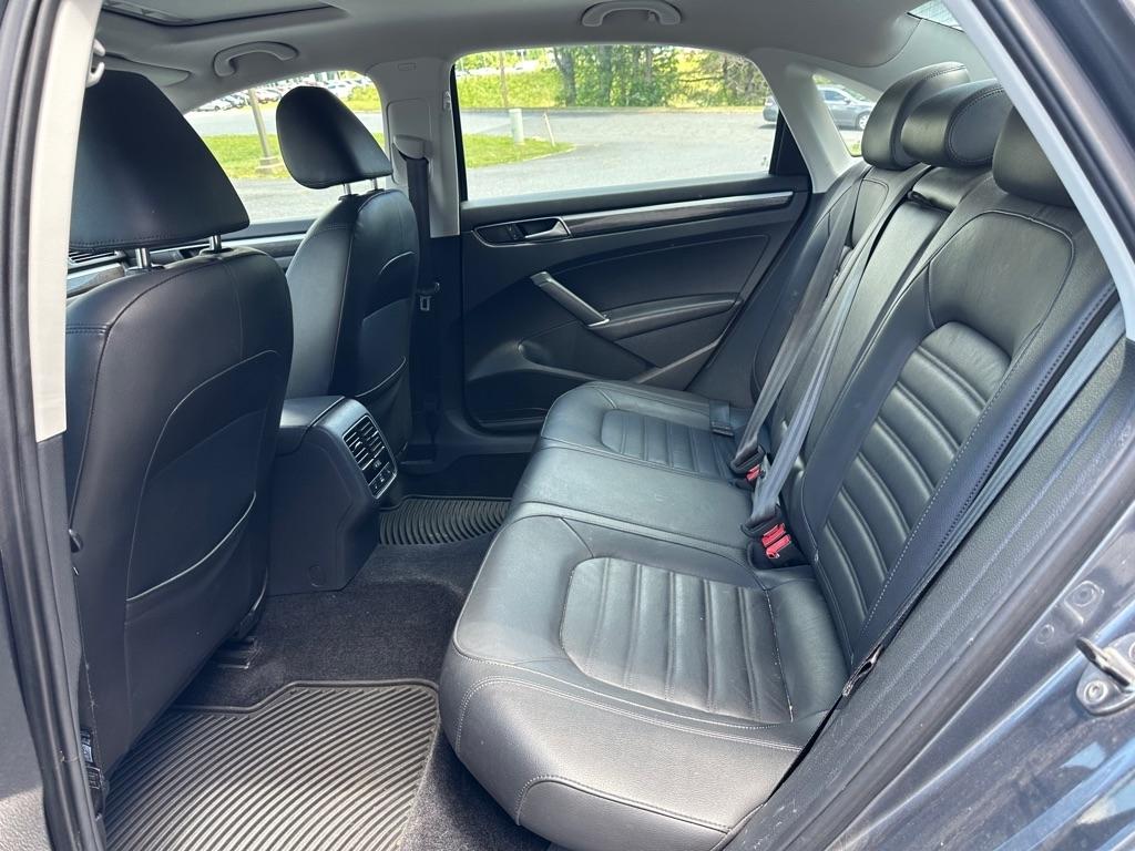 Volkswagen Passat SEL Premium 6A 2016