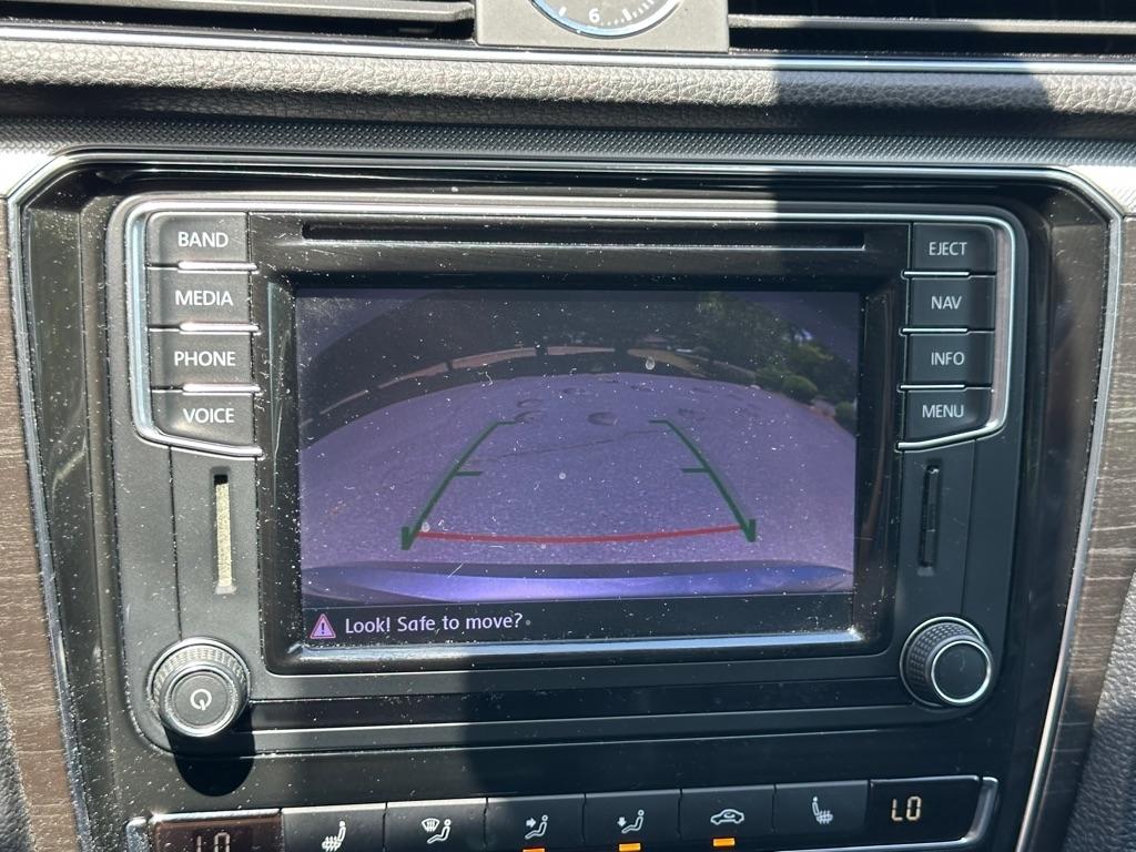 Volkswagen Passat SEL Premium 6A 2016