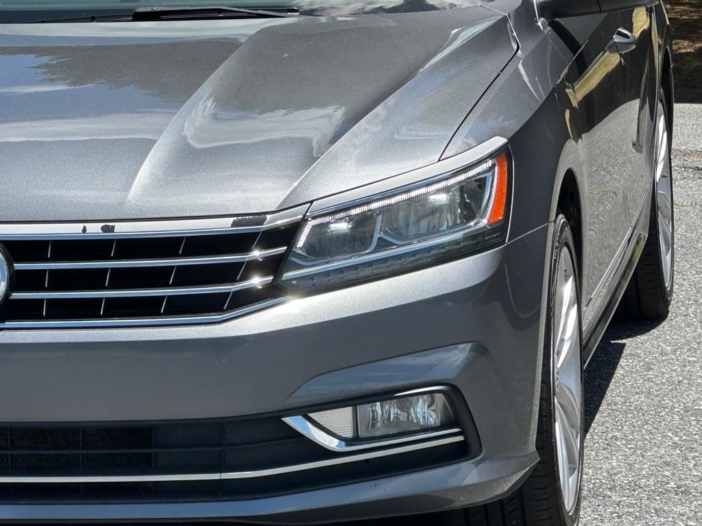 Volkswagen Passat SEL Premium 6A 2016