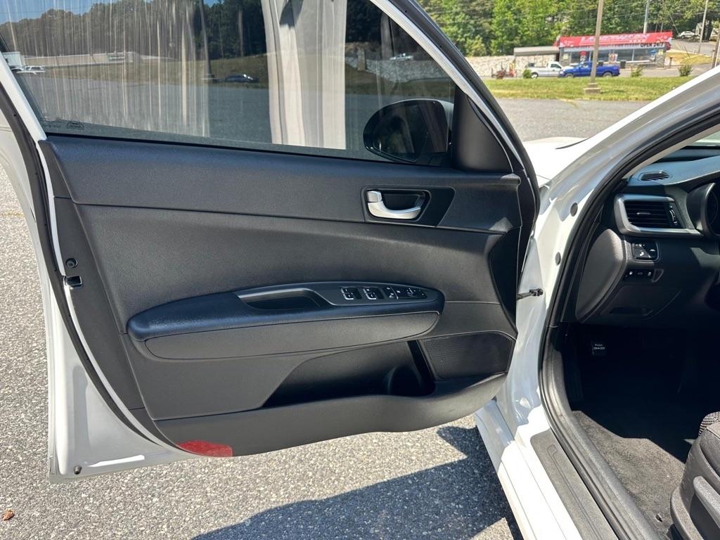 Kia Optima LX 2020