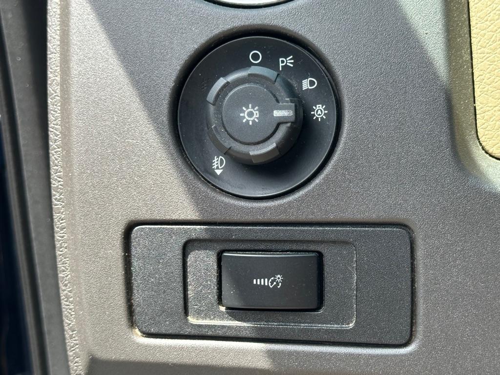 Ford F-150 XLT SuperCrew 5.5-ft. Bed 4WD 2012