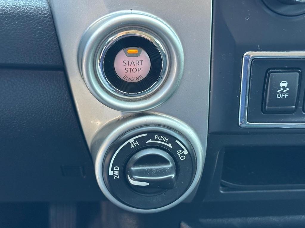 Nissan Titan SV 2017