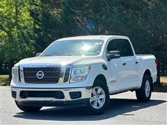 2017 Nissan Titan 