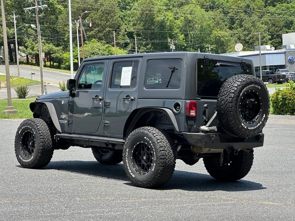 Jeep Wrangler Unlimited Sahara 4WD 2017