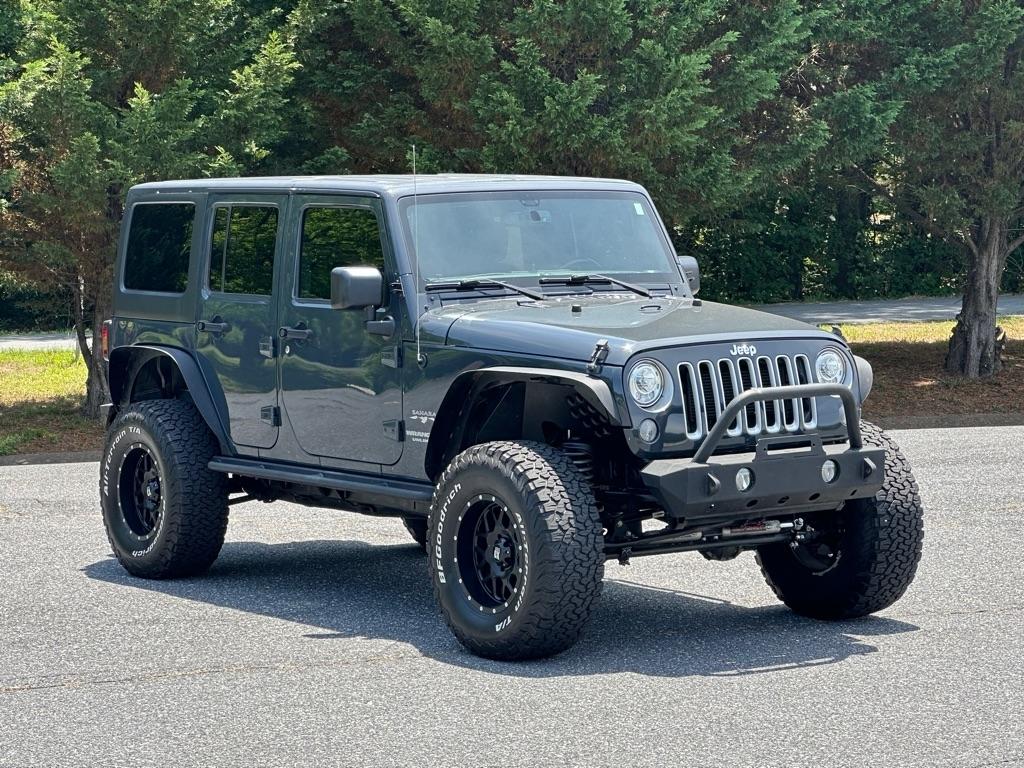 Jeep Wrangler Unlimited Sahara 4WD 2017
