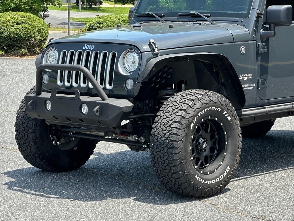 Jeep Wrangler Unlimited Sahara 4WD 2017