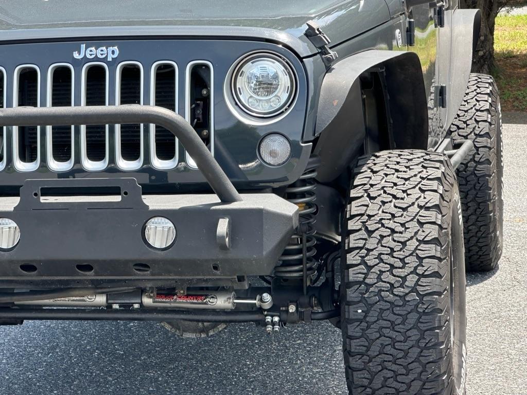Jeep Wrangler Unlimited Sahara 4WD 2017