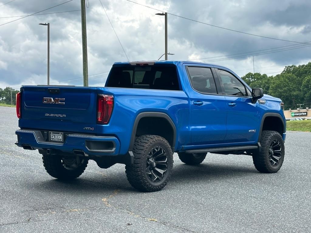 GMC Sierra 1500 AT4 Crew Cab 4WD 2022