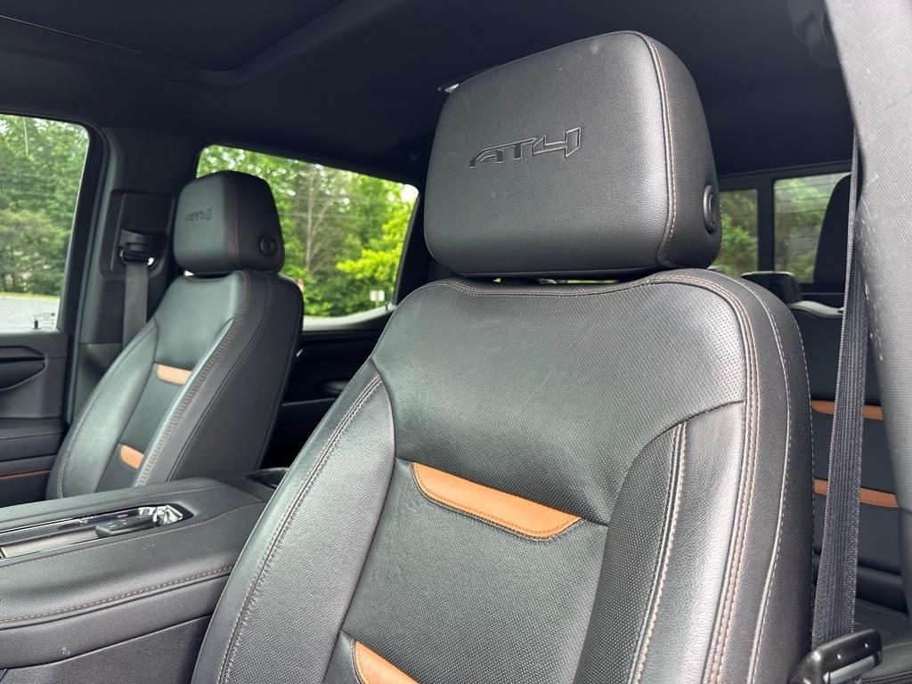 GMC Sierra 1500 AT4 Crew Cab 4WD 2022