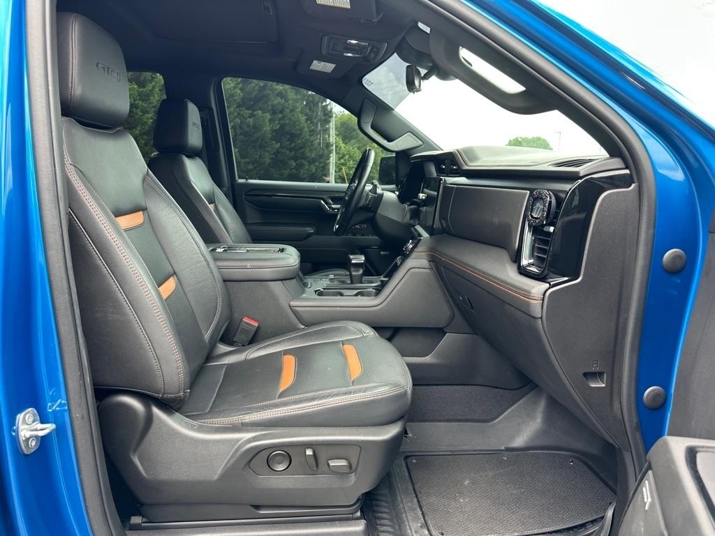GMC Sierra 1500 AT4 Crew Cab 4WD 2022