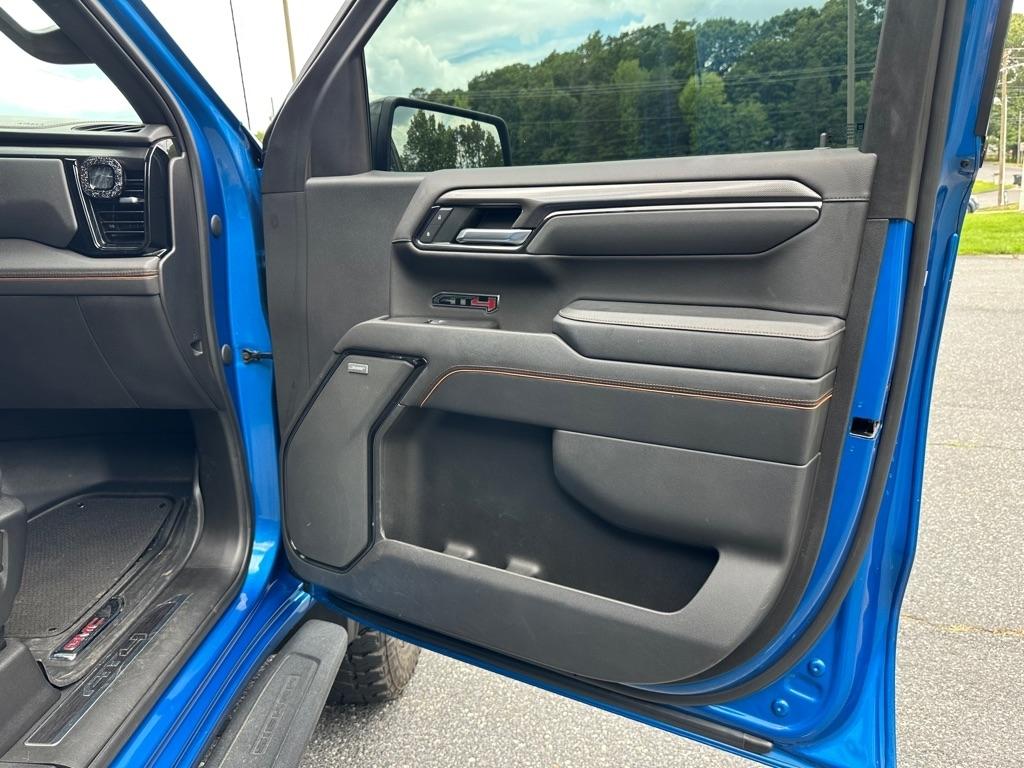 GMC Sierra 1500 AT4 Crew Cab 4WD 2022