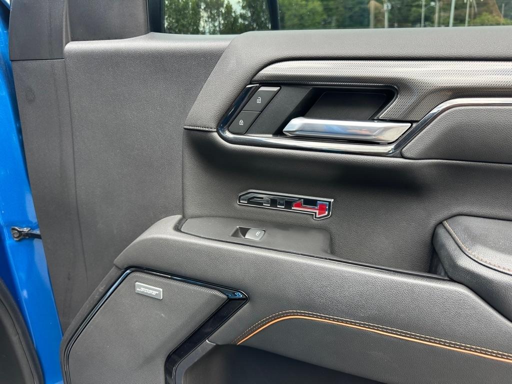GMC Sierra 1500 AT4 Crew Cab 4WD 2022