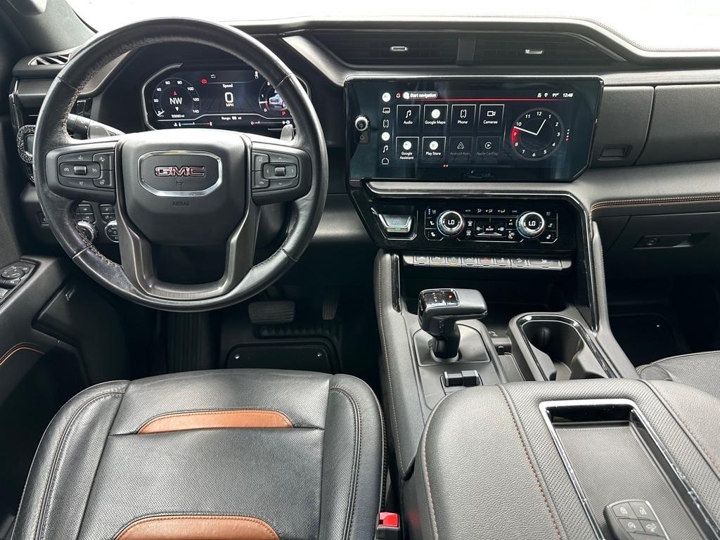 GMC Sierra 1500 AT4 Crew Cab 4WD 2022