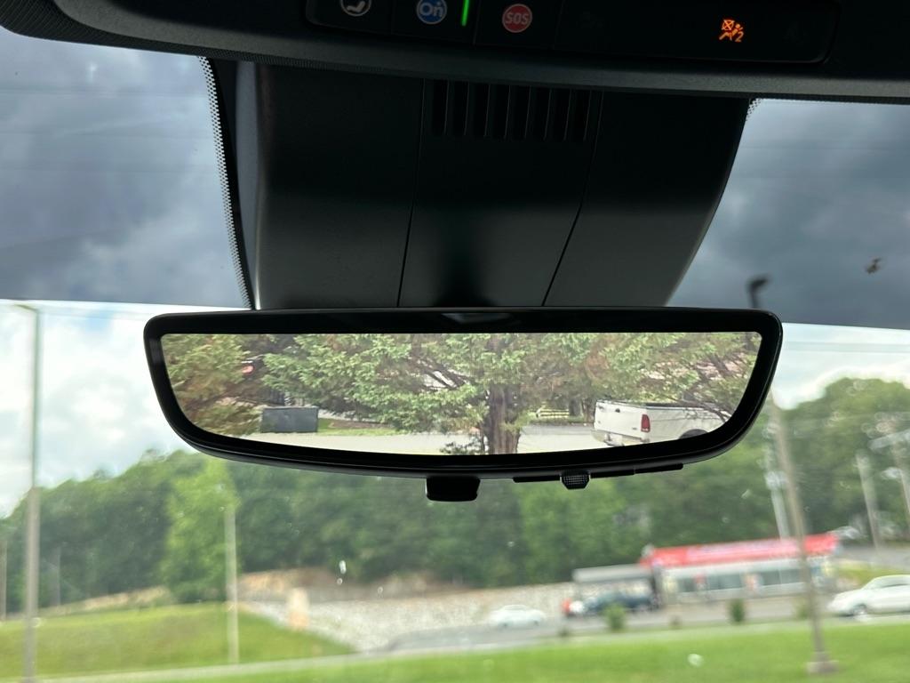 GMC Sierra 1500 AT4 Crew Cab 4WD 2022