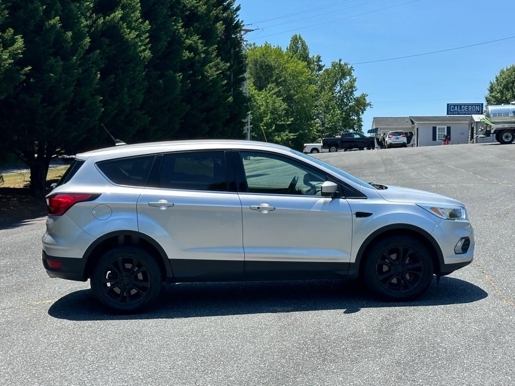 2019 Ford Escape SE - Photo 6
