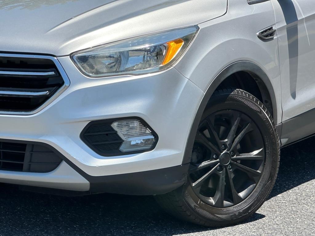 2019 Ford Escape SE - Photo 9