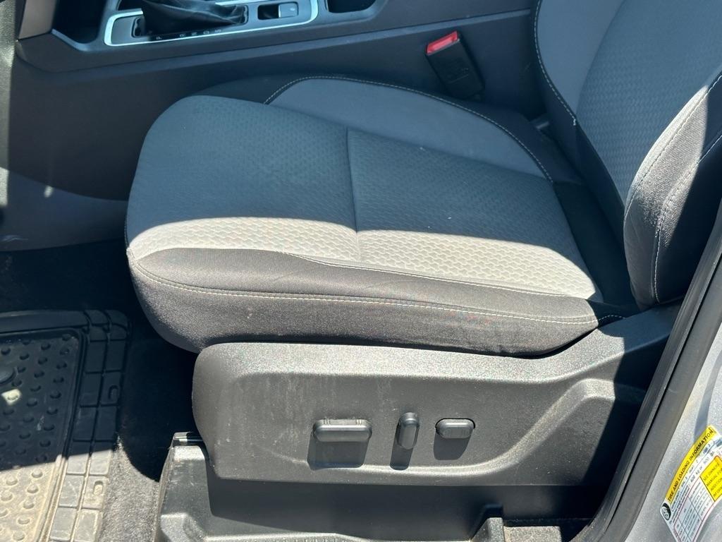 2019 Ford Escape SE - Photo 12