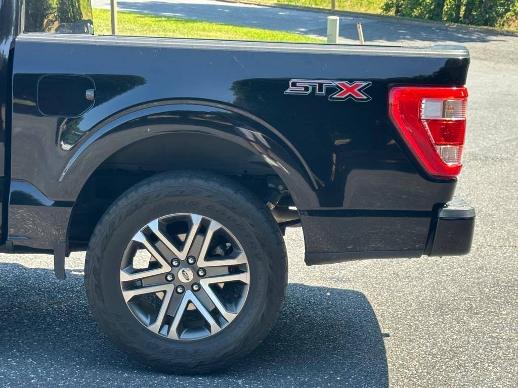 Ford F-150 XL SuperCrew 5.5-ft. Bed 2WD 2022