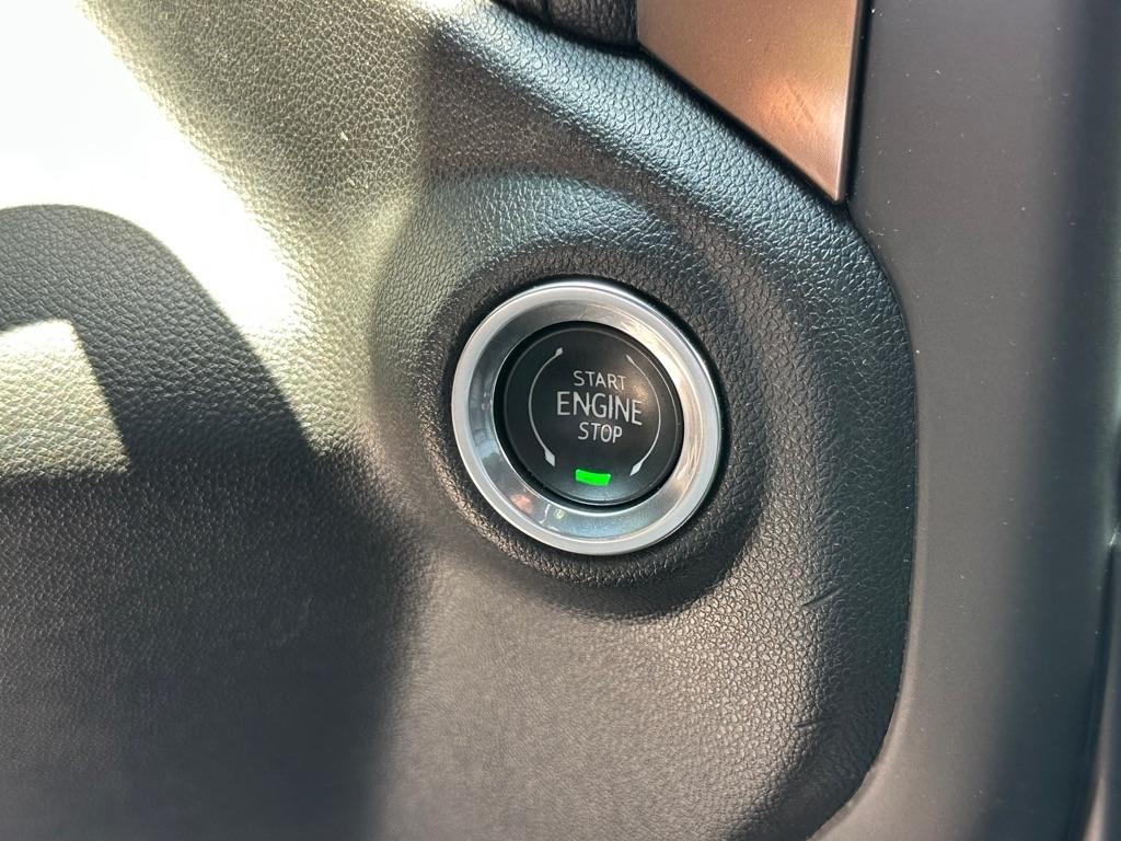 Chevrolet Silverado 1500 High Country Crew Cab 2WD 2019
