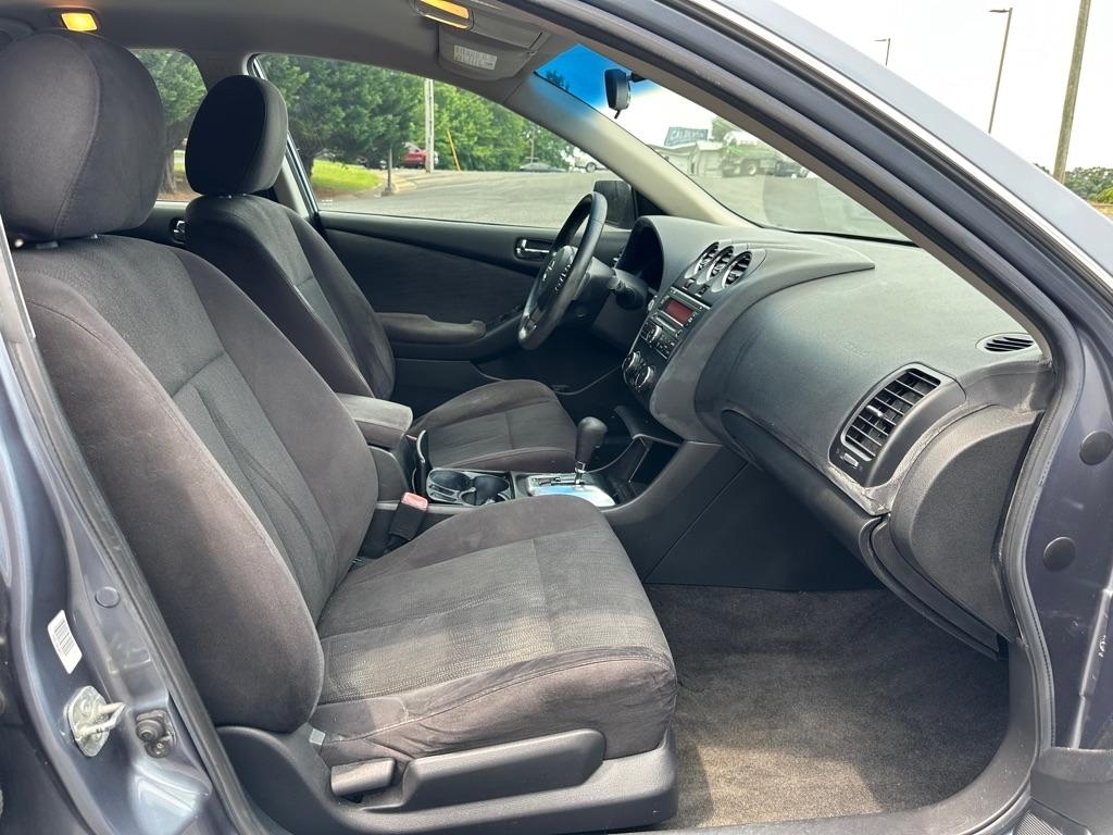 Nissan Altima 2.5 S 2011