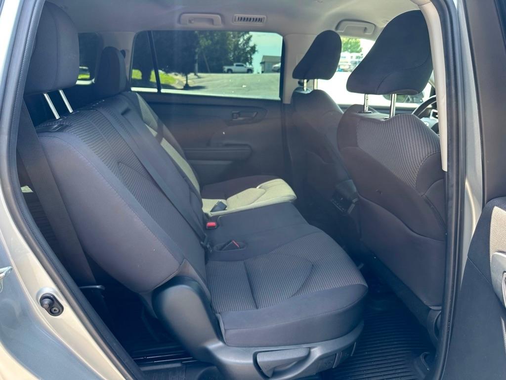 Toyota Highlander LE AWD V6 2022