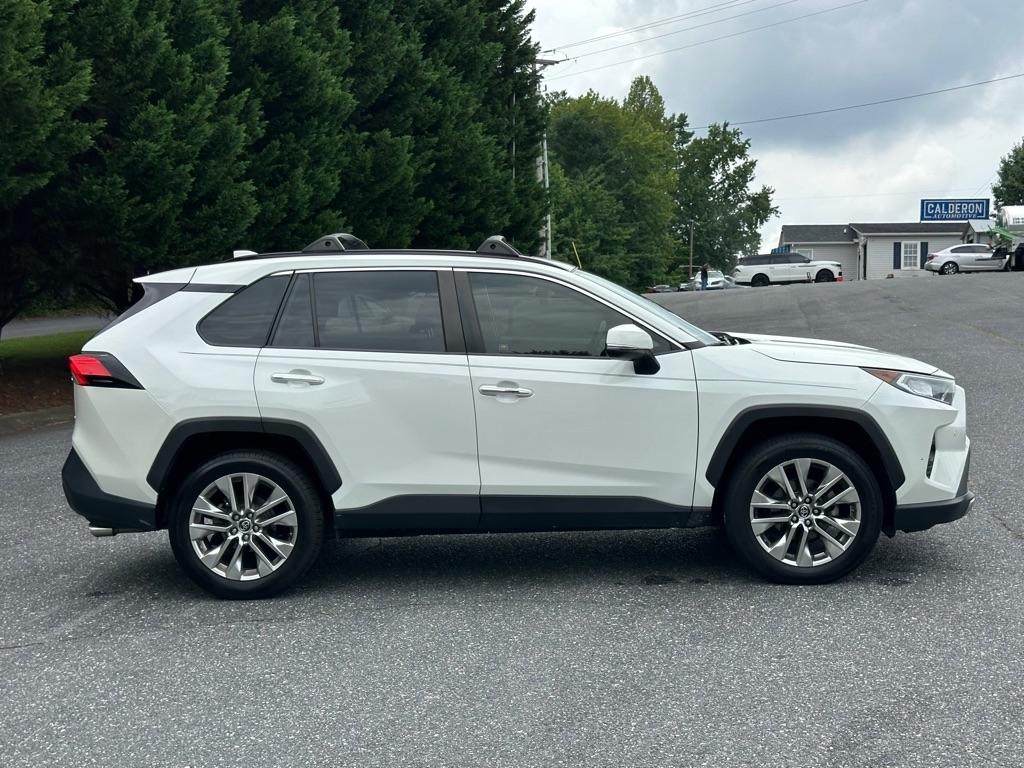2019 Toyota RAV4 Limited - Photo 6