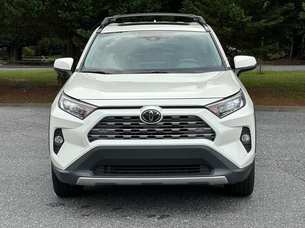2019 Toyota RAV4 Limited - Photo 8