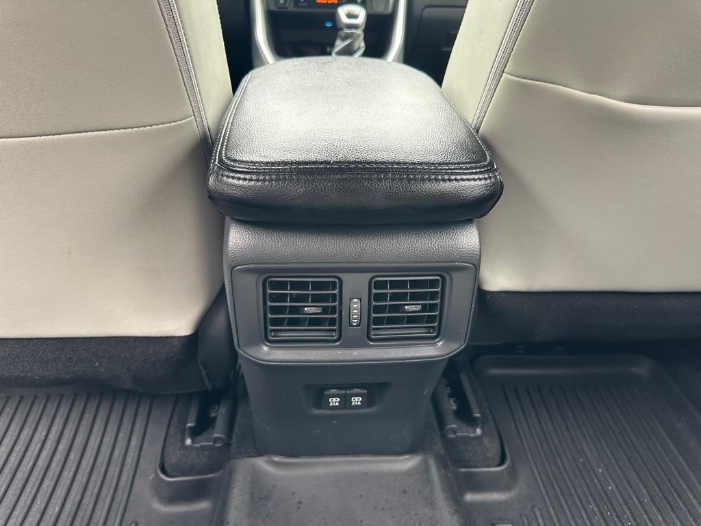 2019 Toyota RAV4 Limited - Photo 25