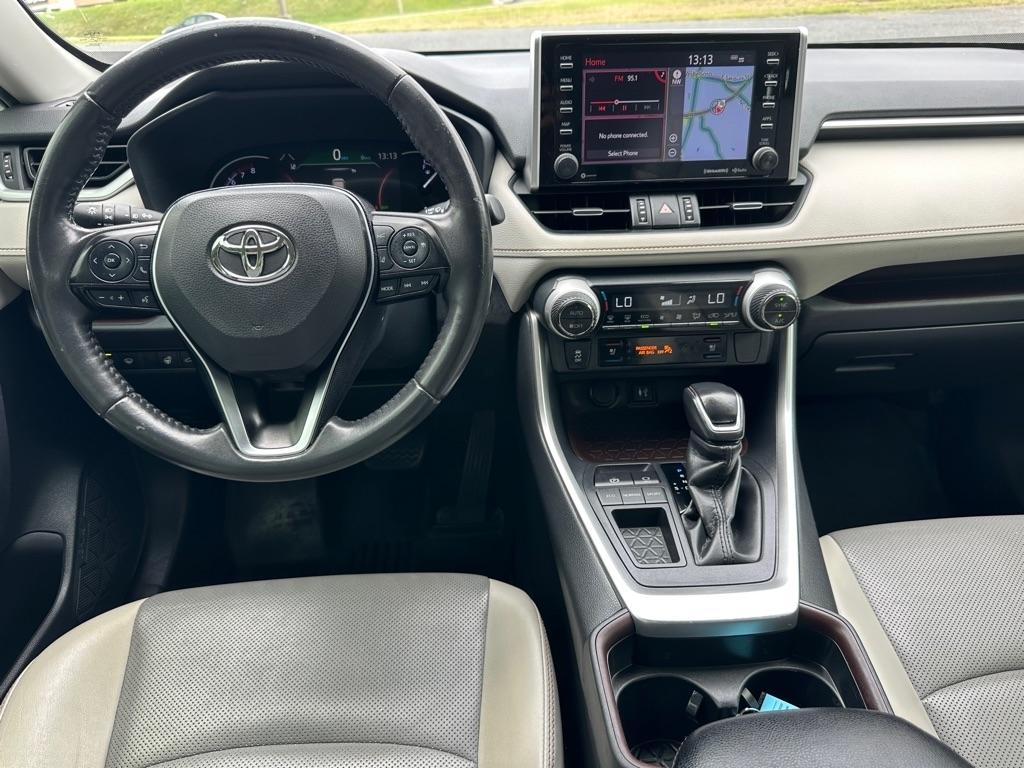 2019 Toyota RAV4 Limited - Photo 26