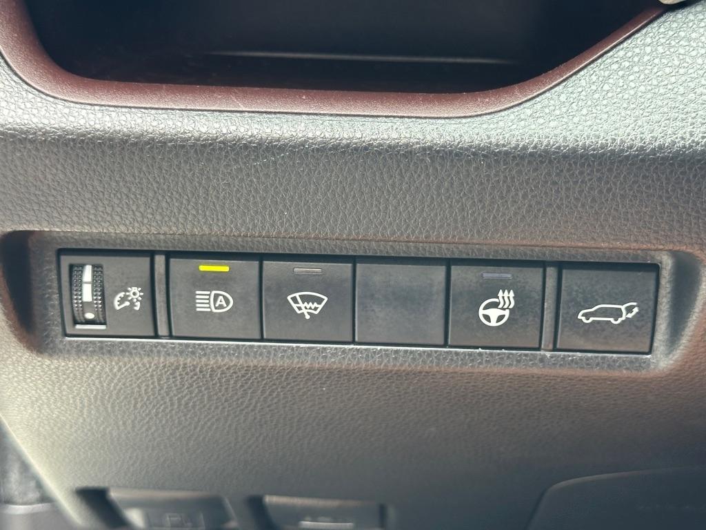 2019 Toyota RAV4 Limited - Photo 39