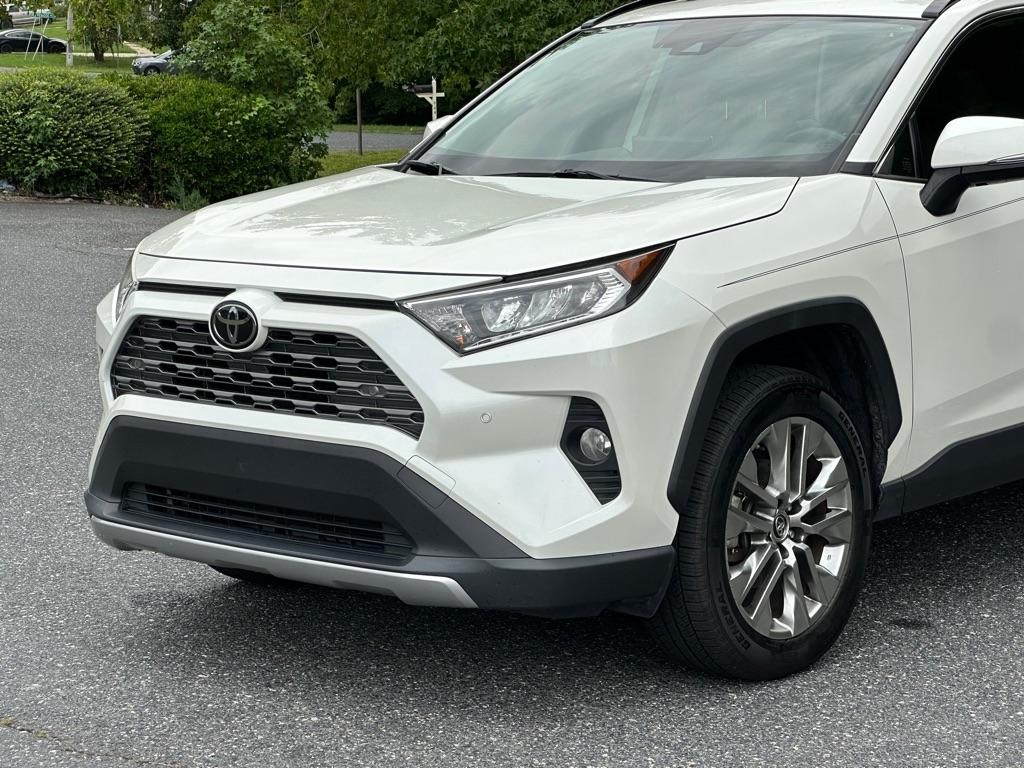 2019 Toyota RAV4 Limited - Photo 43