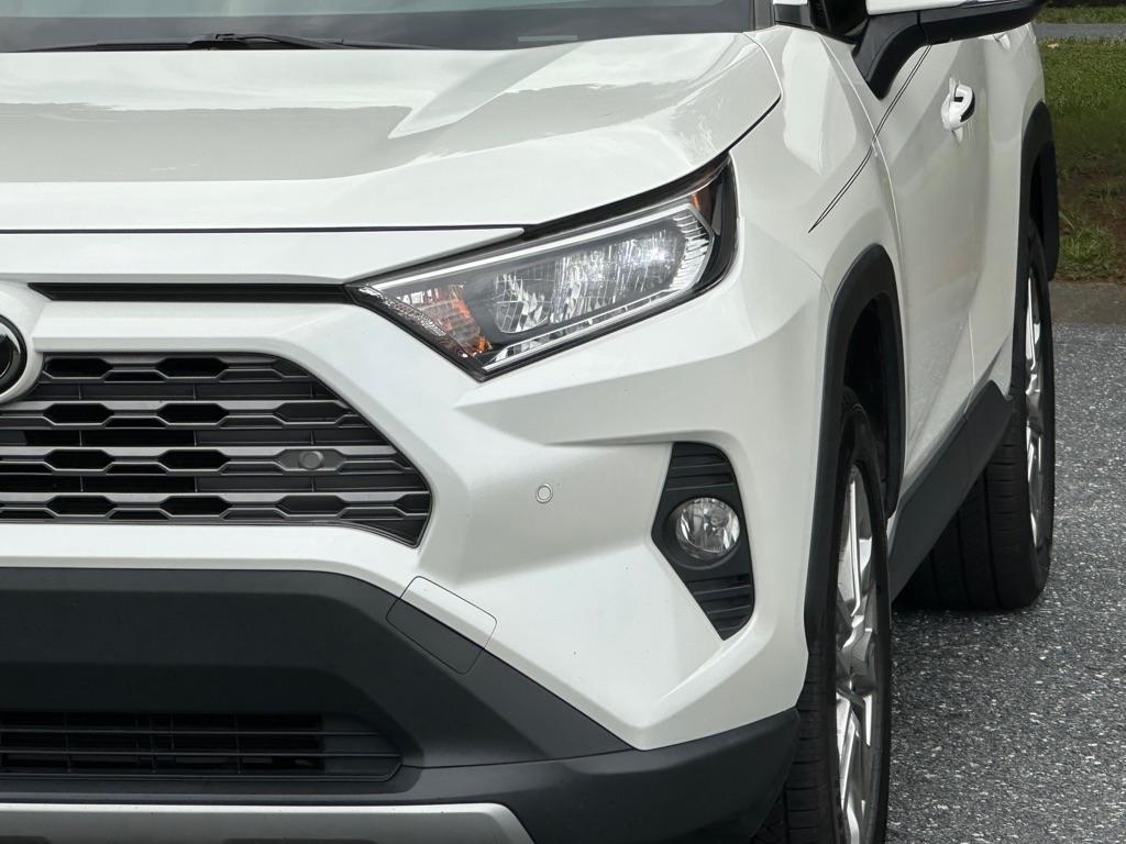 2019 Toyota RAV4 Limited - Photo 49