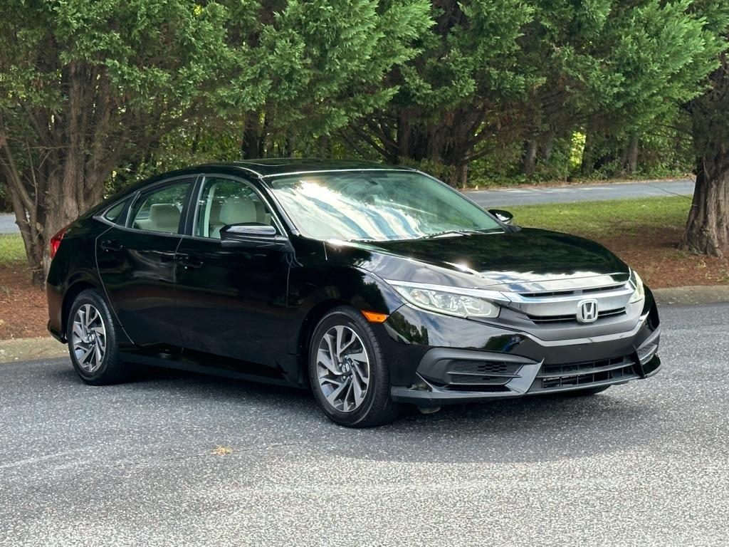 2018 Honda Civic EX - Photo 7