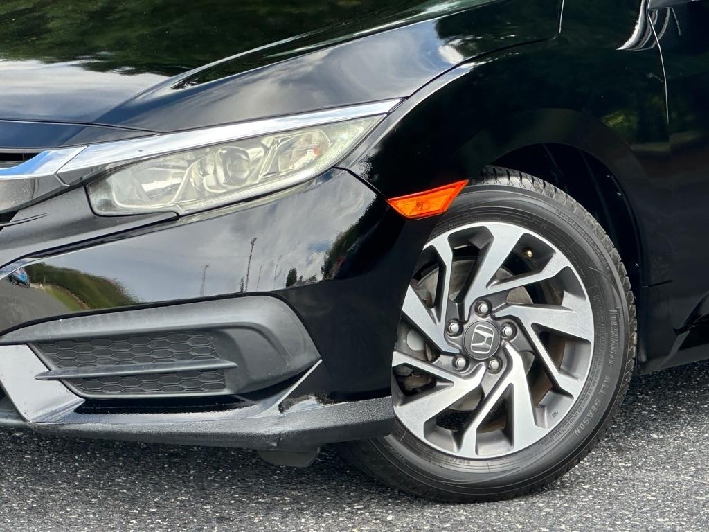 2018 Honda Civic EX - Photo 9