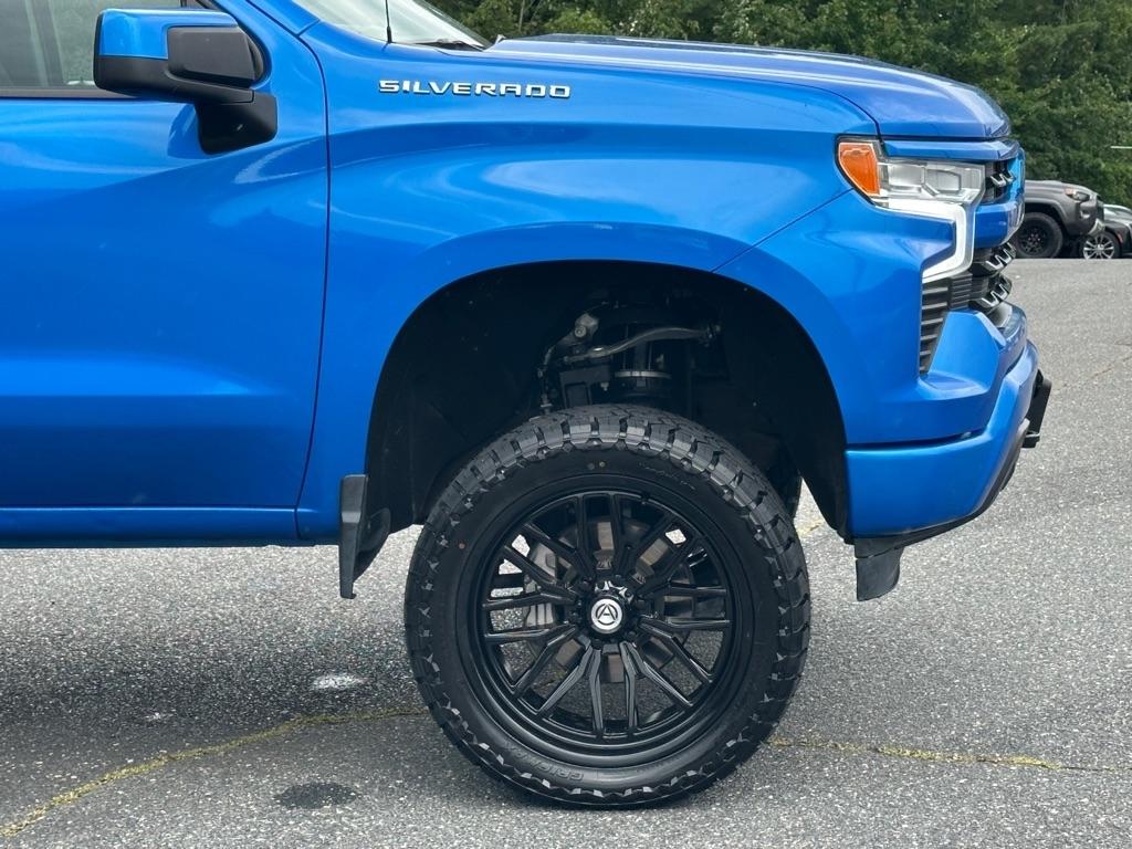 Chevrolet Silverado 1500 LT Crew Cab 4WD 2025