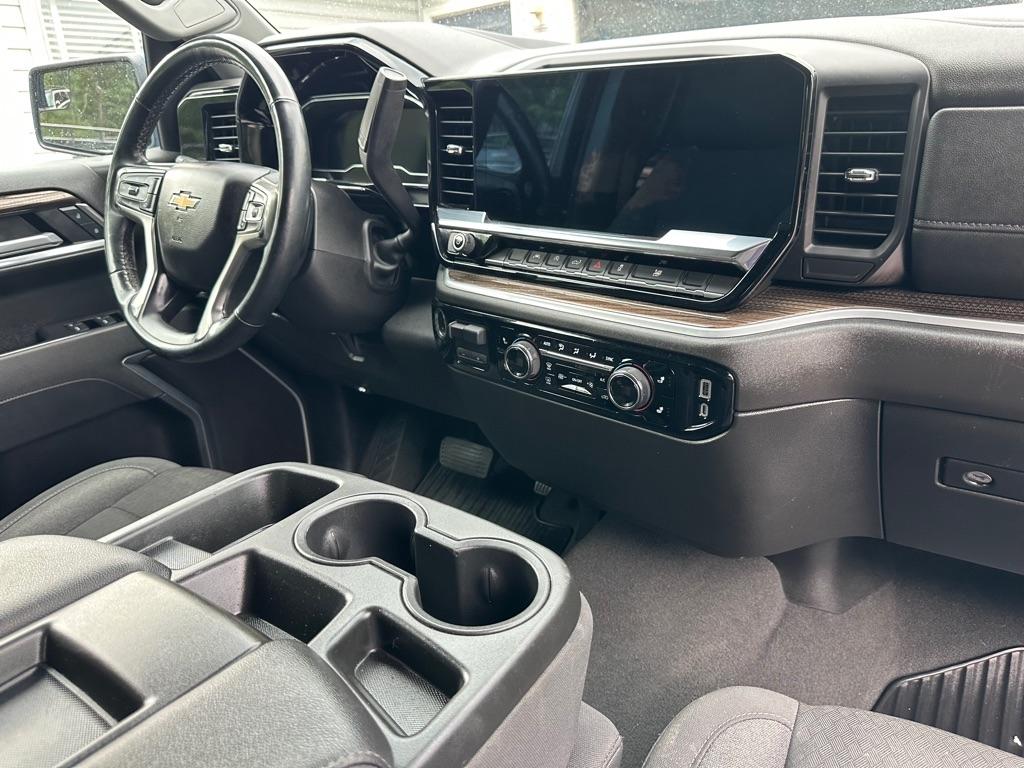 Chevrolet Silverado 1500 LT Crew Cab 4WD 2025