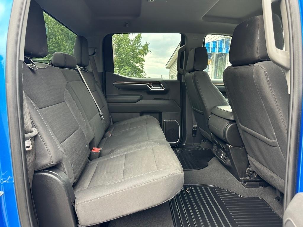 Chevrolet Silverado 1500 LT Crew Cab 4WD 2025