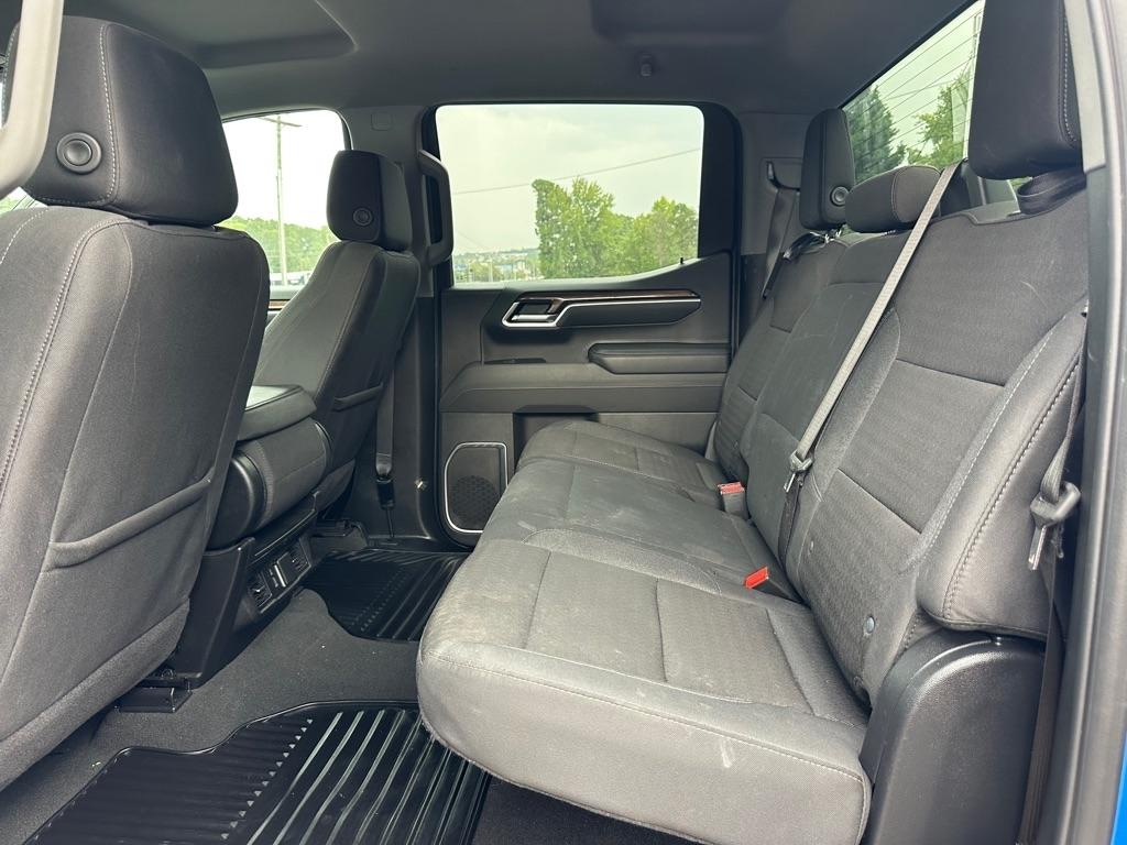 Chevrolet Silverado 1500 LT Crew Cab 4WD 2025