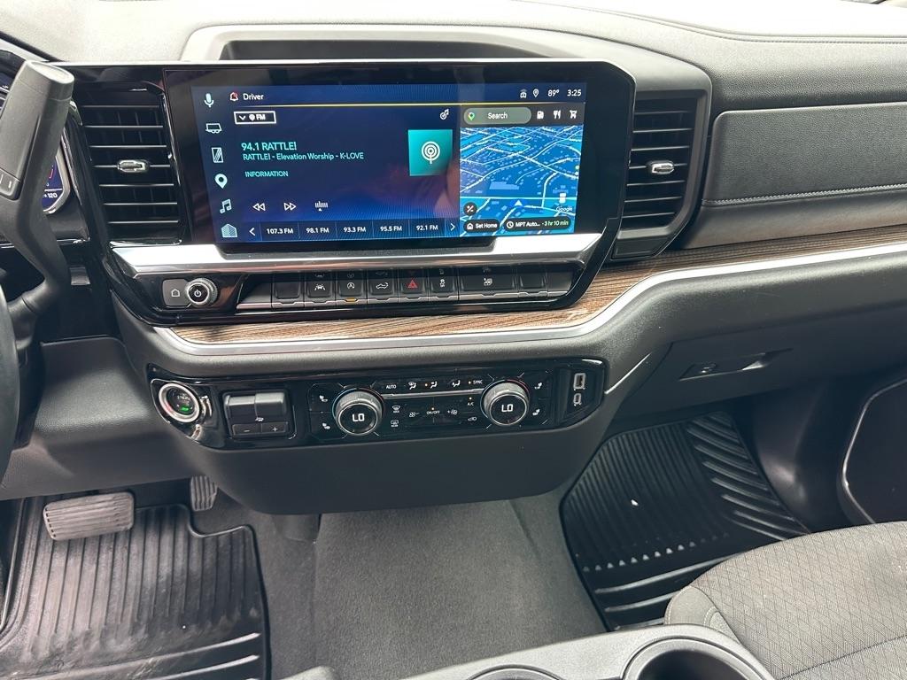 Chevrolet Silverado 1500 LT Crew Cab 4WD 2025