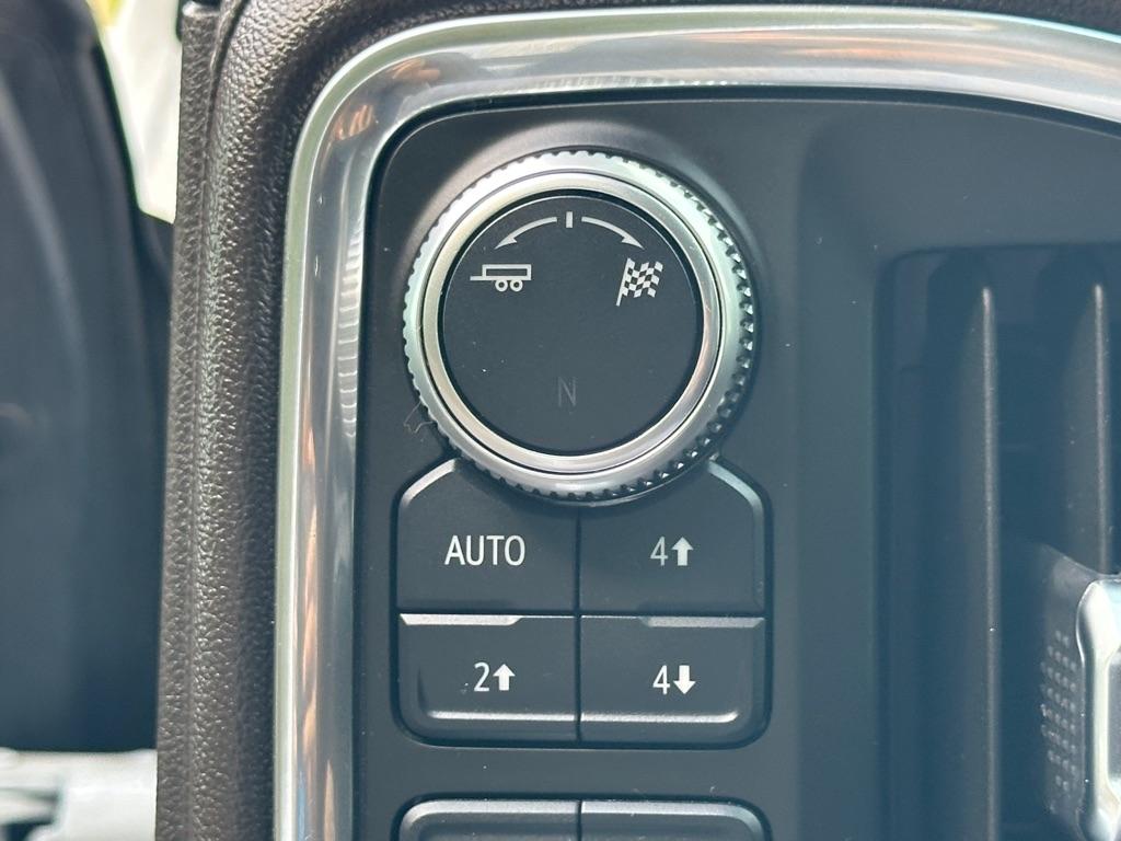GMC Sierra 1500 SLT Crew Cab Short Box 4WD 2019
