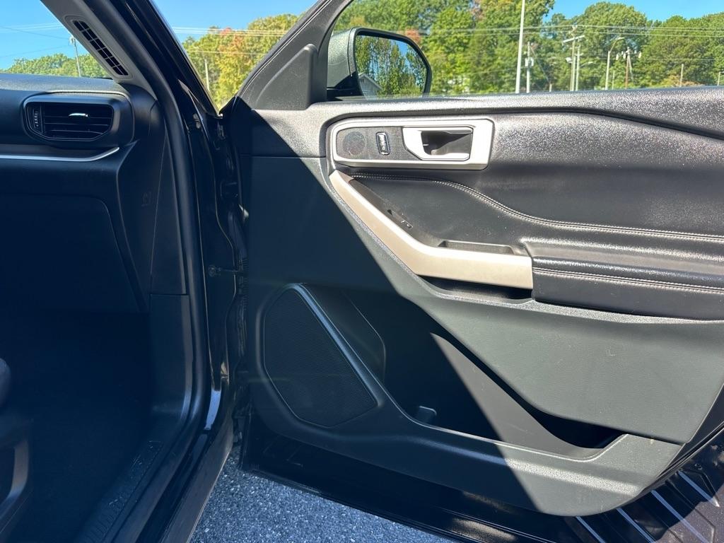 Ford Explorer XLT AWD 2023